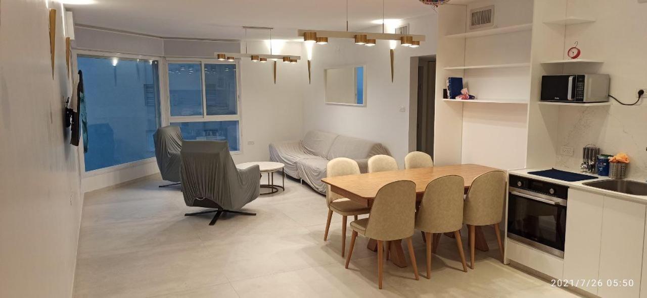 Nitsa Sea View Luxurious Apartment Netanya Eksteriør bilde